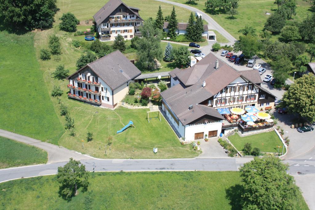 Hotel Restaurant Alpenblick Wolfisberg エクステリア 写真